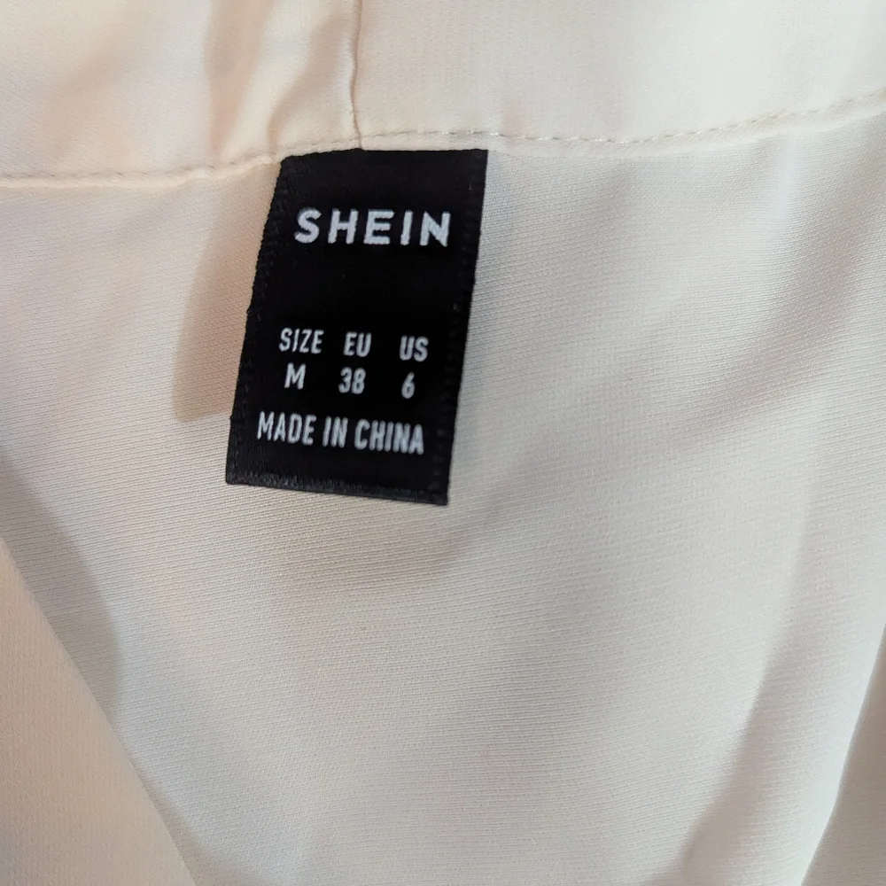 Shein Women's Short Sleeve Blouse - Picture 3 of 3